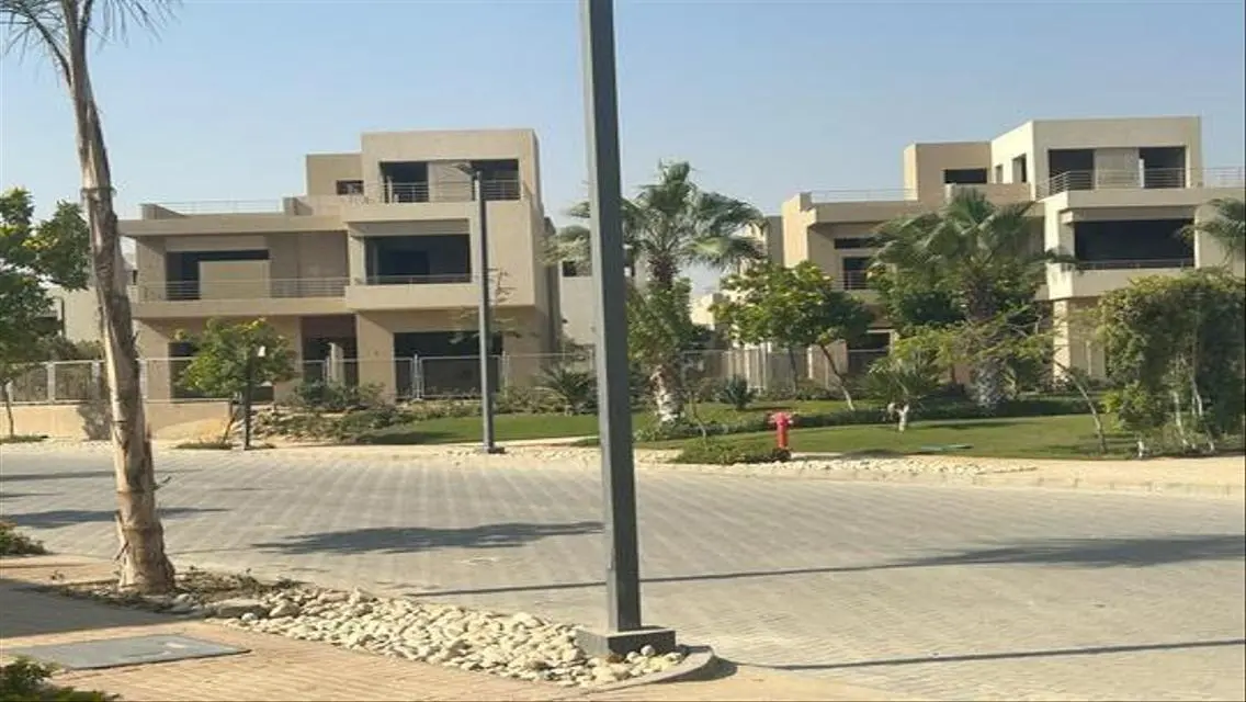 Luxurious Villa with Modern Design in Prime Location
