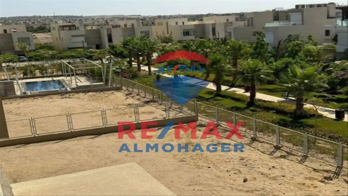 Luxurious Villa with Modern Design in Prime Location