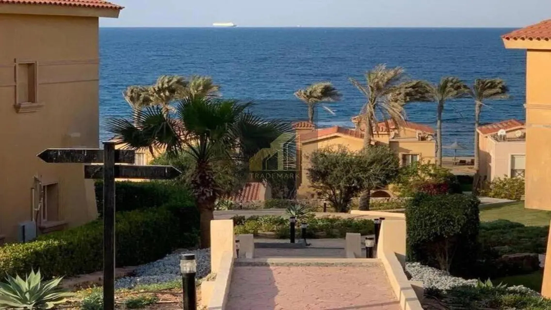 منزل فخم مع amenities في موقع متميز