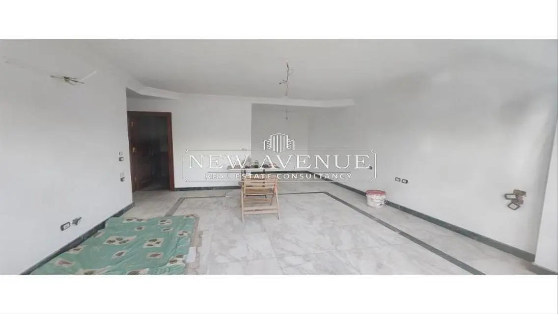 Luxurious Villa with Private Garden for Sale