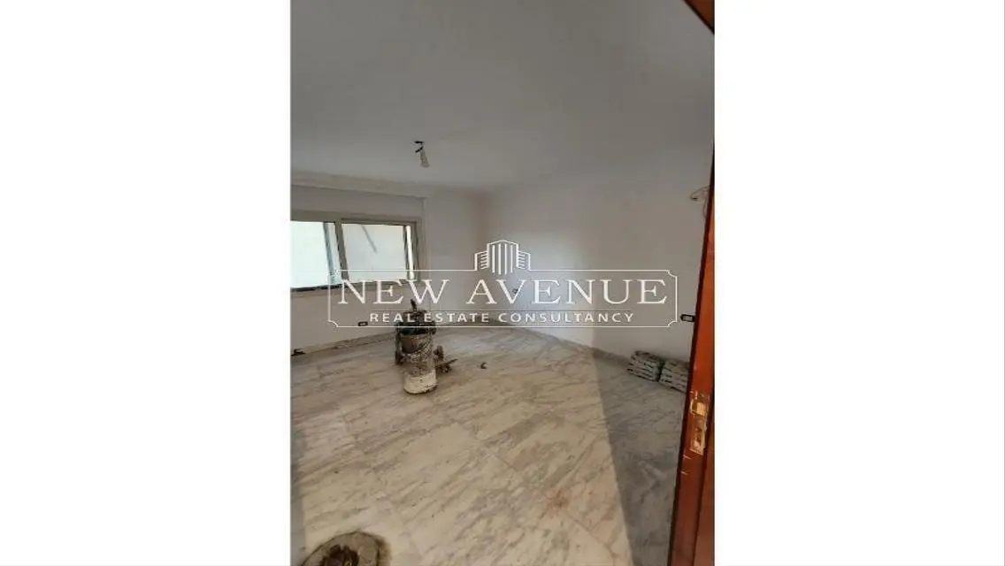 Luxurious Villa with Private Garden for Sale