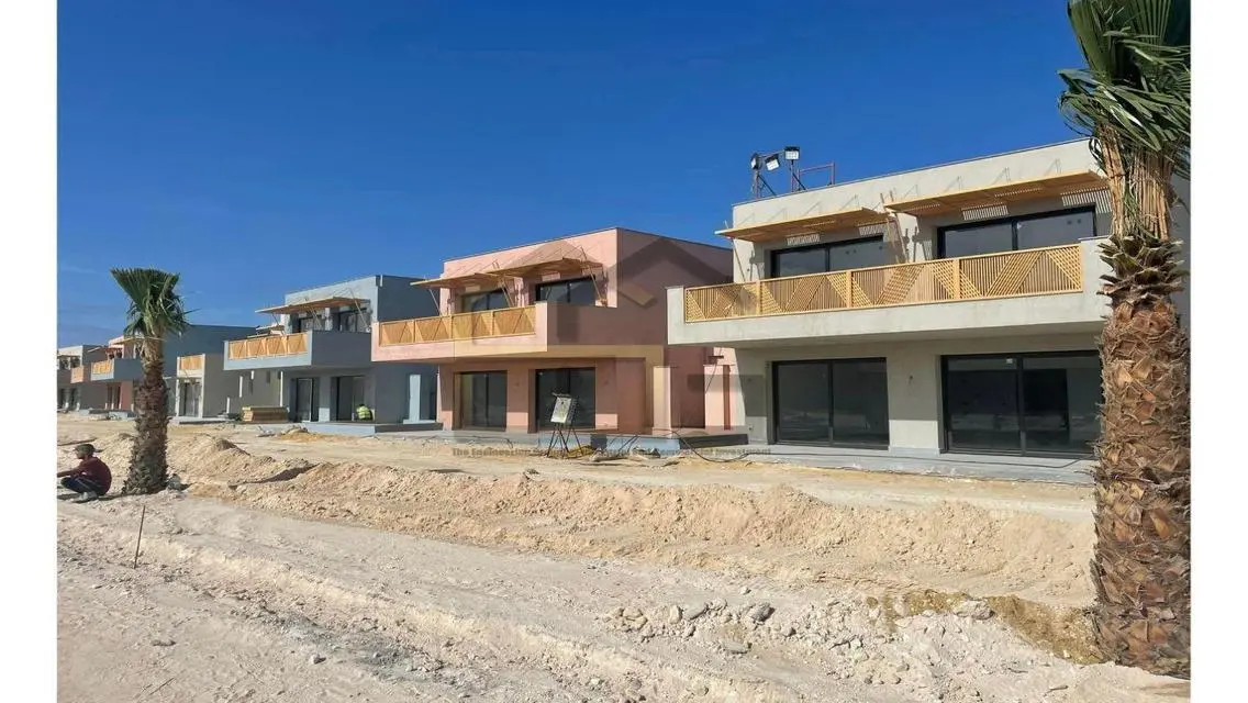Stunning Villa for Sale in Playa