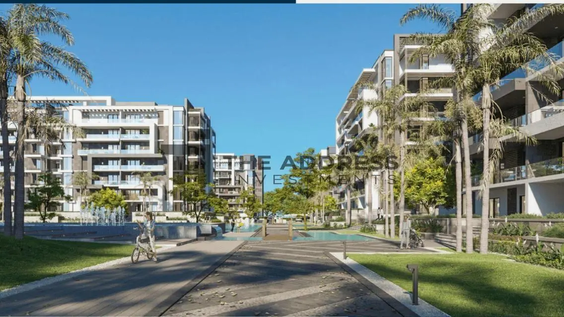 Luxury Apartment in Golden Square 230