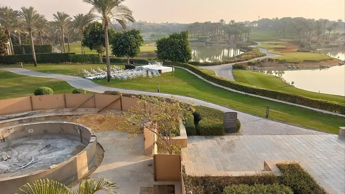 Luxury Villa for Sale - Balcony and Private Garden