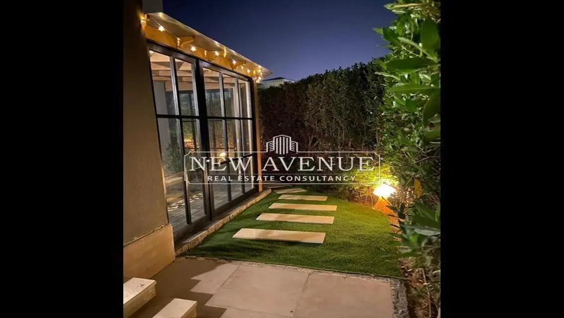 Luxury Apartment with 136 sqm and Private Garden