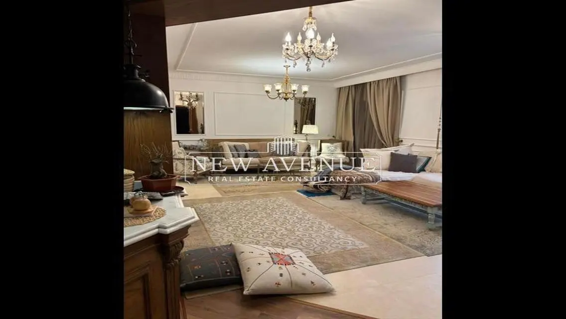 Luxury Apartment with 136 sqm and Private Garden