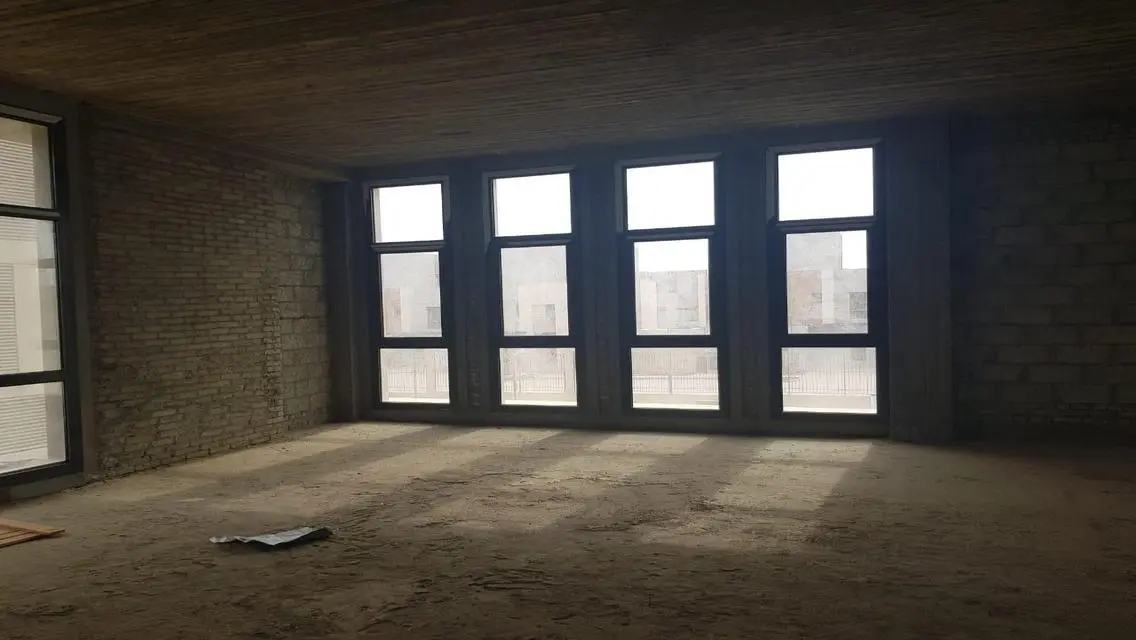 Fantastic Investment Opportunity in Spacious Property
