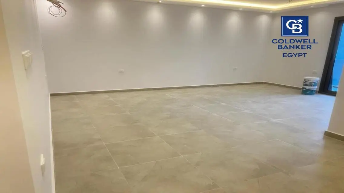 شقة فاخرة للبيع في مشروع 2031
