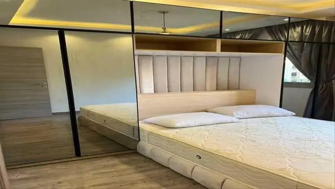Luxurious 160 sqm Apartment with Exceptional Amenities