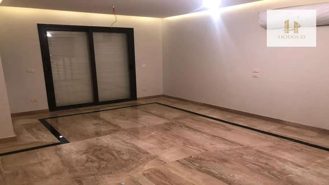 Amazing Investment Opportunity - Property with 290 sq meters