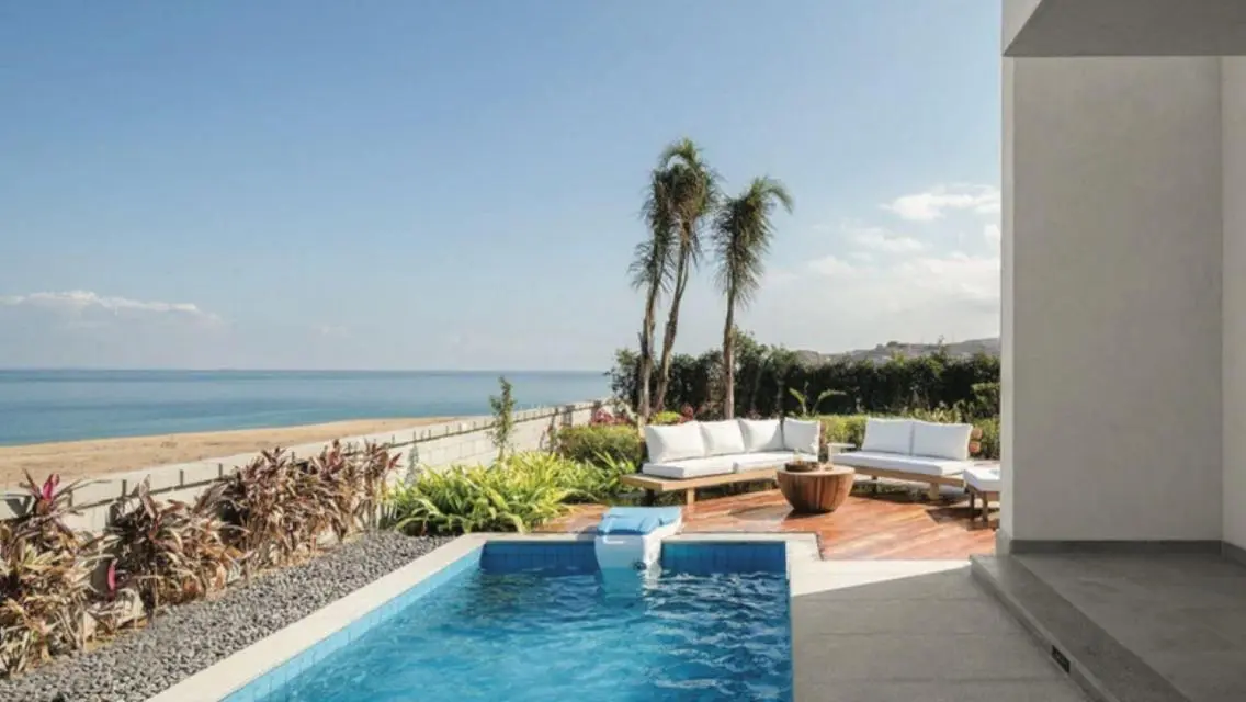 Luxurious Apartment with Great Amenities for Sale in Carnelia