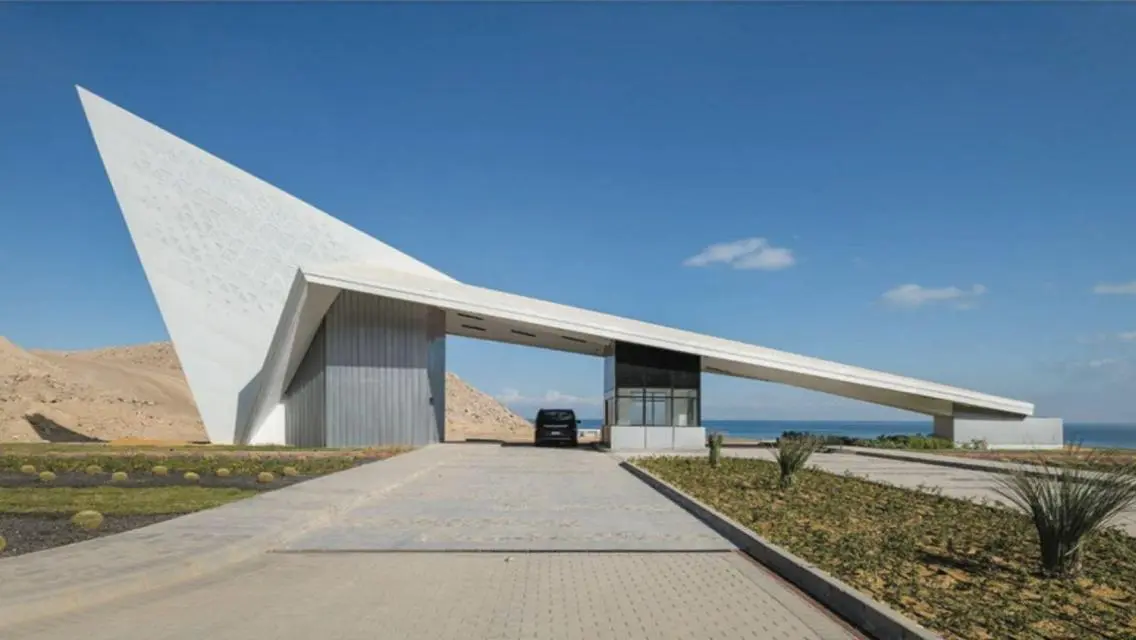 Luxurious Apartment with Great Amenities for Sale in Carnelia