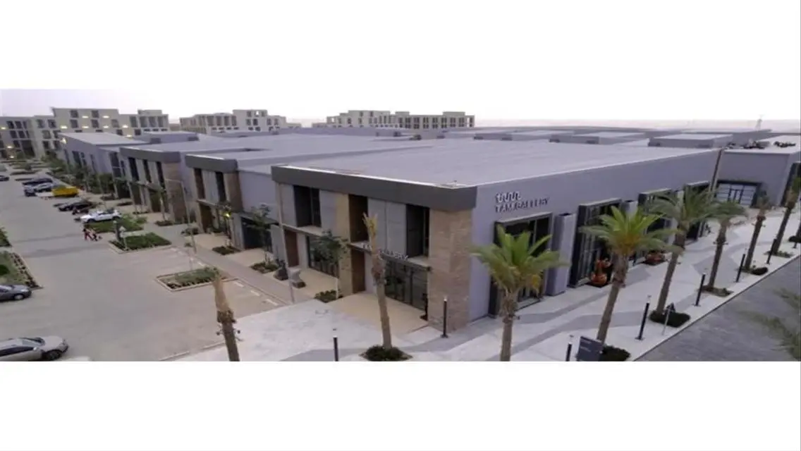 District 586 - A Prime Property