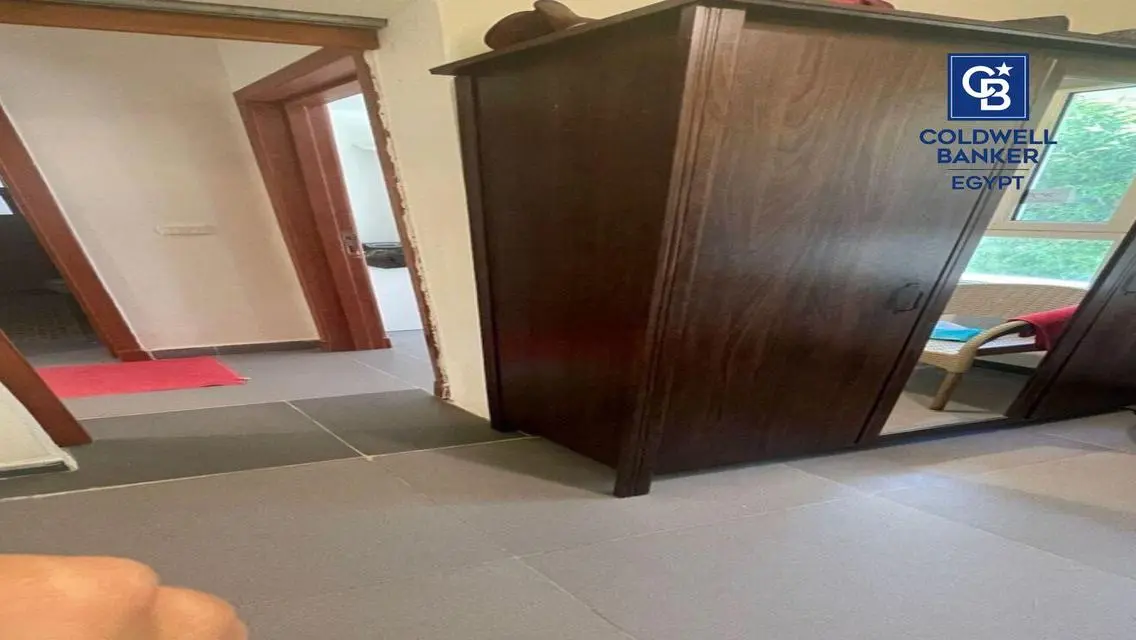 Investment Opportunity in the Heart of Cairo - Luxury Apartment with Full Amenities