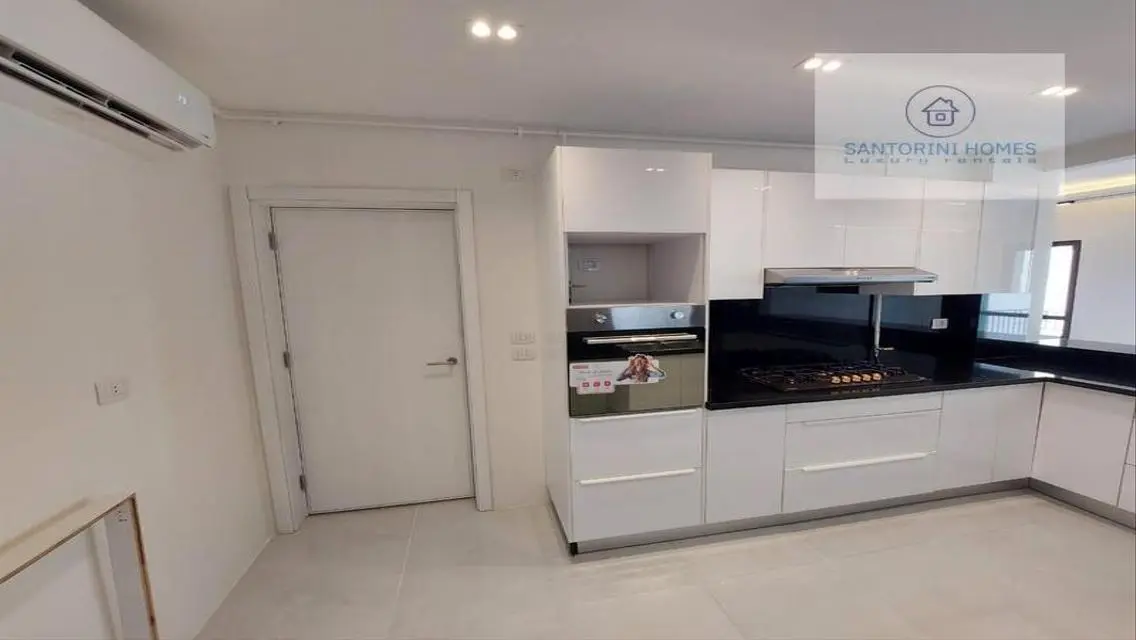 Luxury Apartment for Rent in Santorini