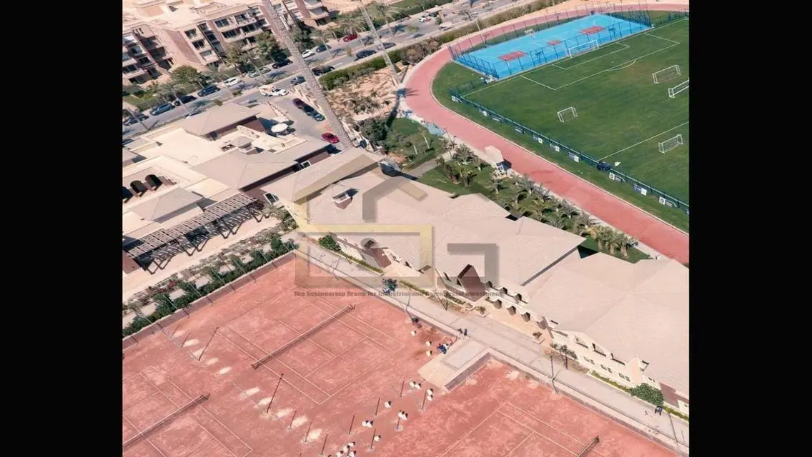 فيلا فاخرة مع مسبح خاص وحديقة في نيو جيزة