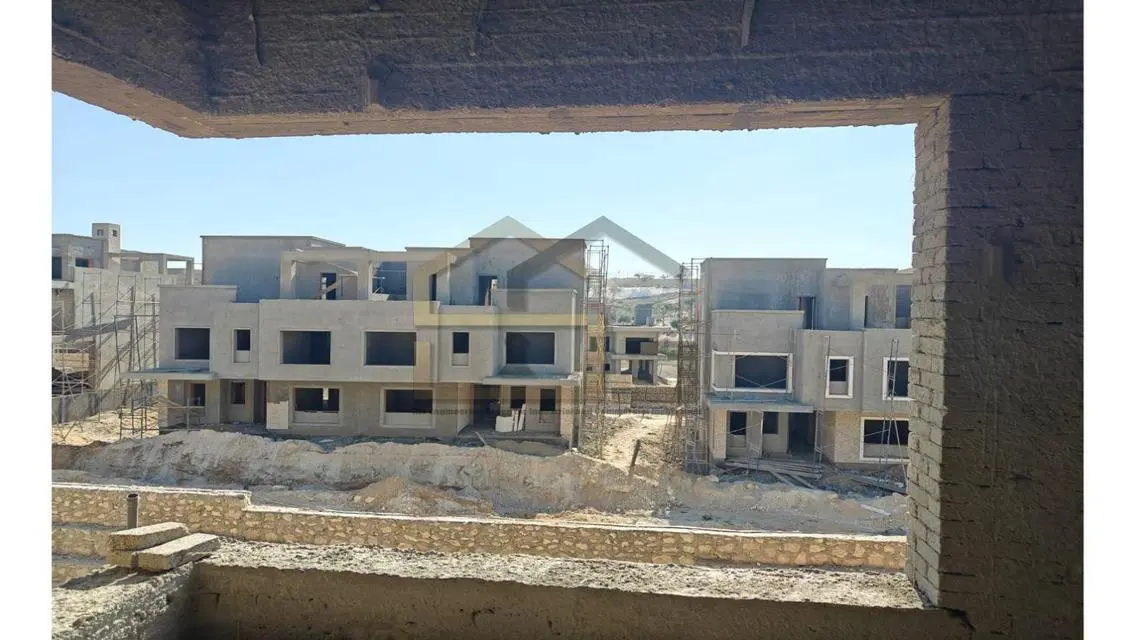 فيلا فاخرة مع مسبح خاص وحديقة في نيو جيزة
