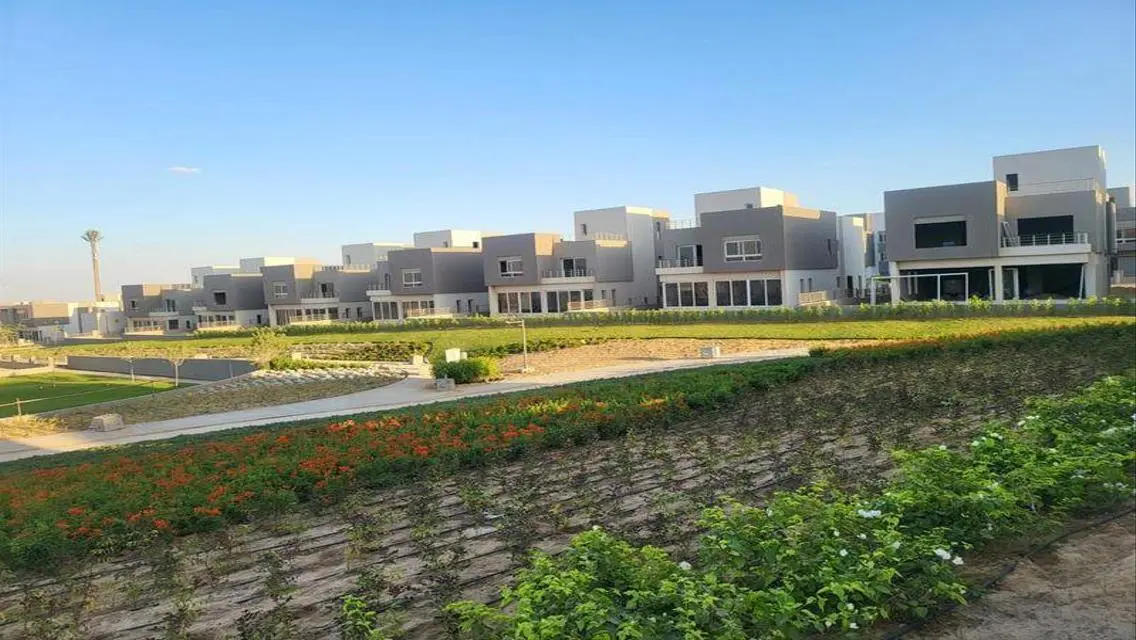 Luxury Villa with Pool and Private Garden for Sale