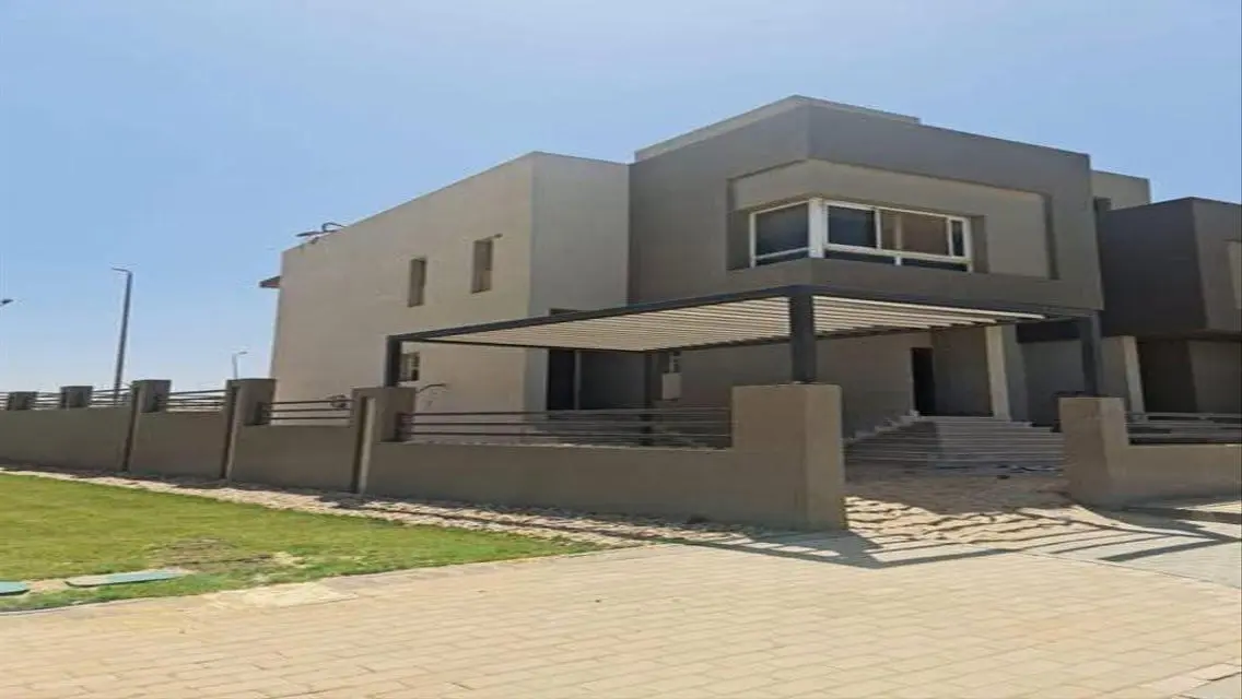 Luxury Villa with Pool and Private Garden for Sale