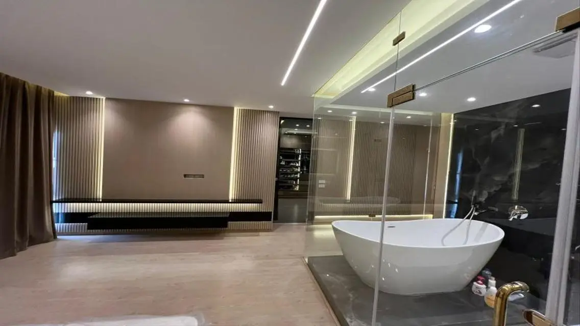 Luxury 4 Bedroom Apartment for Sale