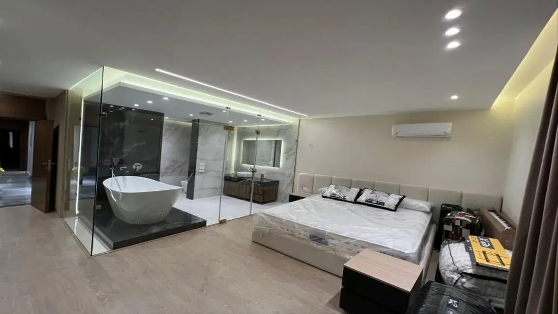 Luxury 4 Bedroom Apartment for Sale