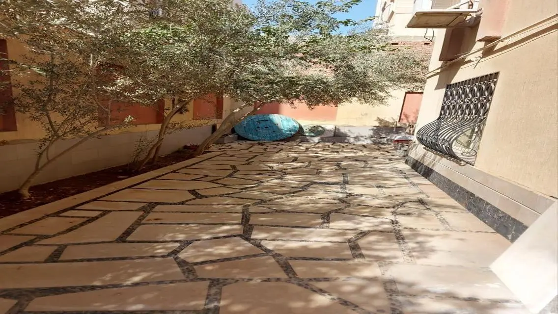 فيلا مميزة بمساحة 335 متر