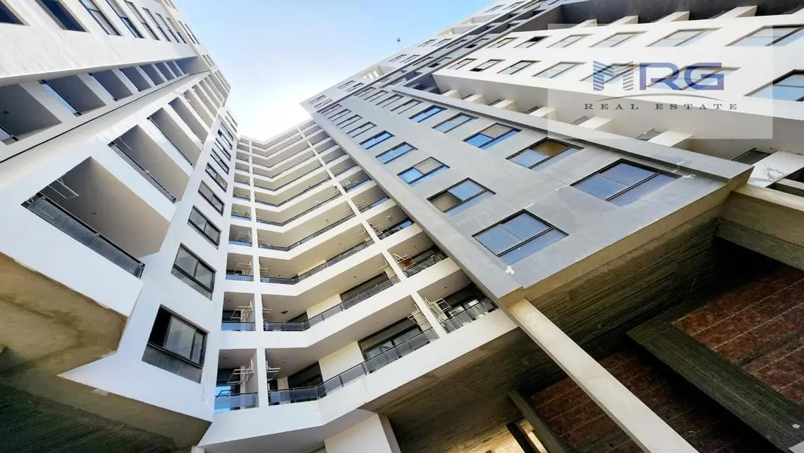 Luxury Apartment with Balcony and Private Garden