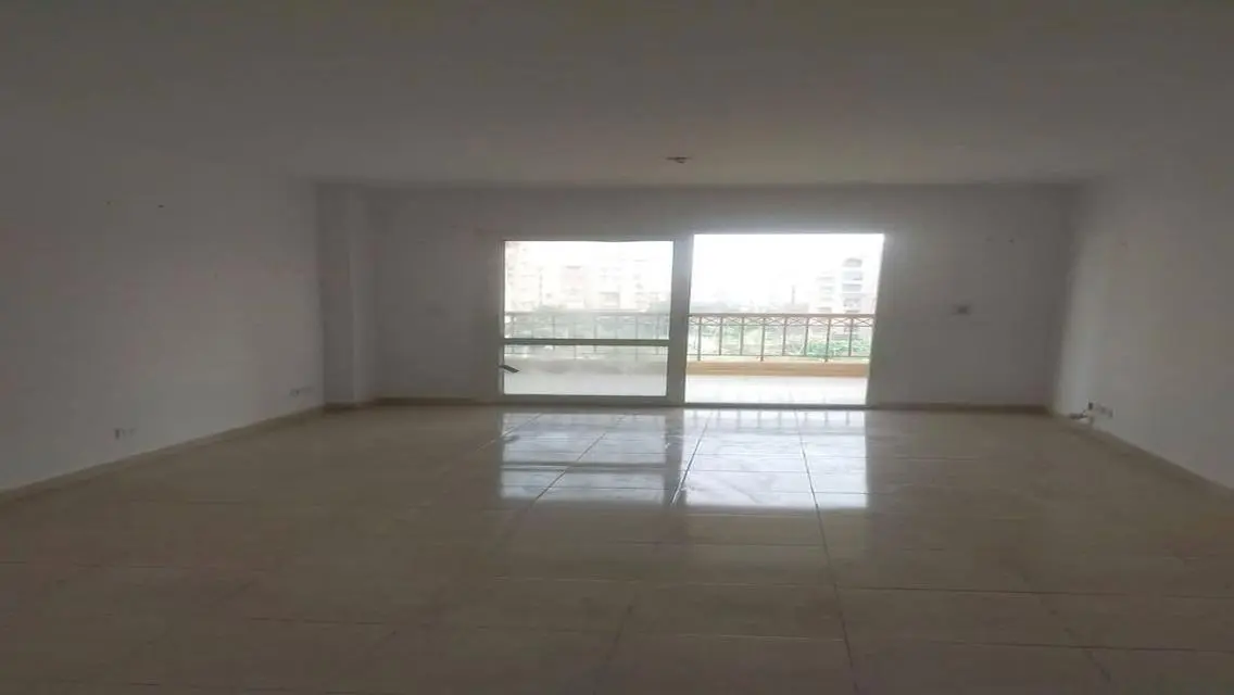 شقة فاخرة للإيجار في وسط المدينة