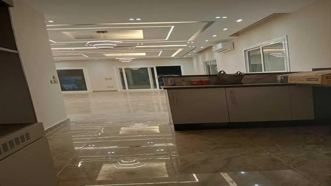 Luxurious Villa for Sale with Ample Space