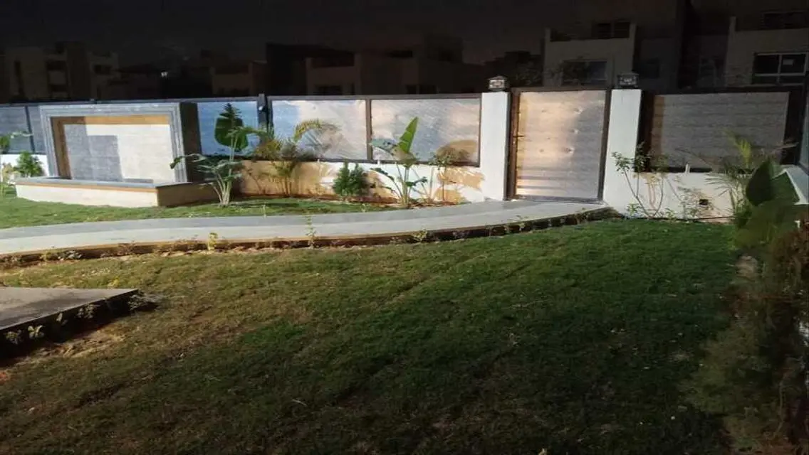 Luxurious Villa for Sale with Ample Space