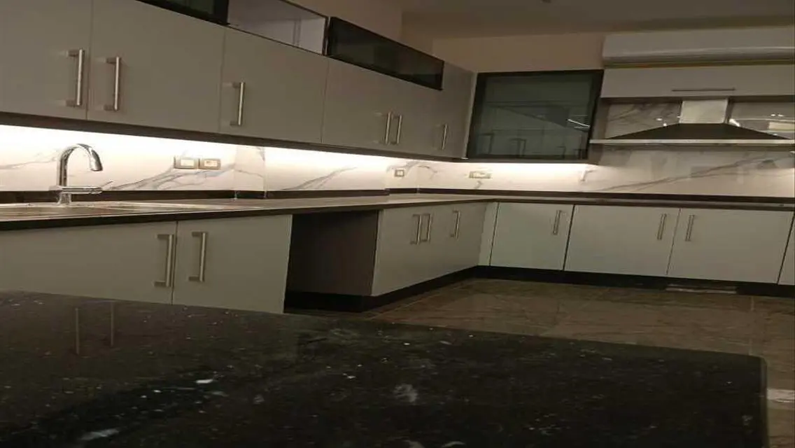 Luxurious Villa for Sale with Ample Space