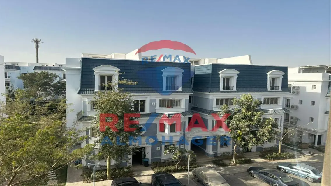 Luxury Apartment for Sale with Spacious Area - Don't Miss Out!