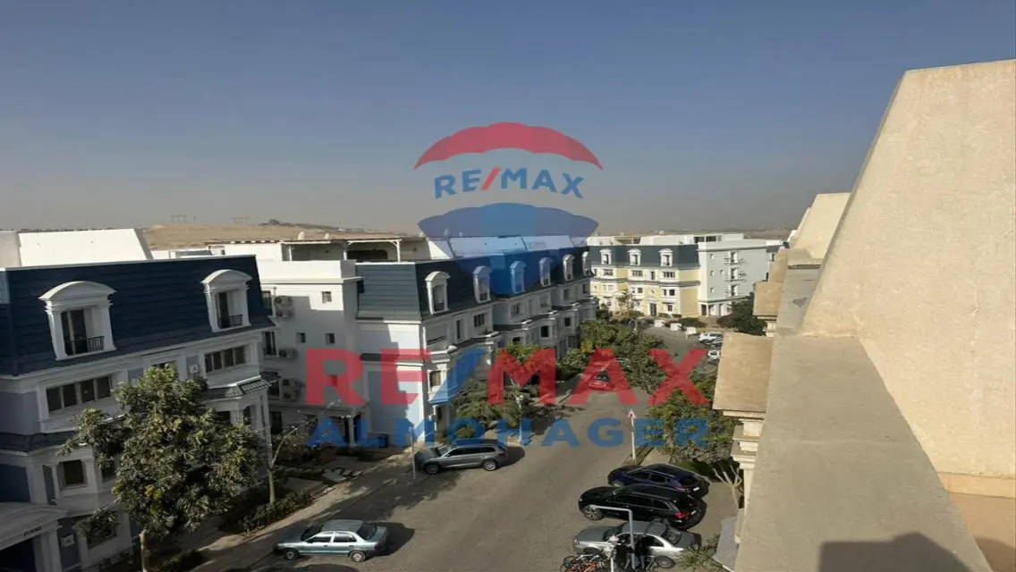 Luxury Apartment for Sale with Spacious Area - Don't Miss Out!
