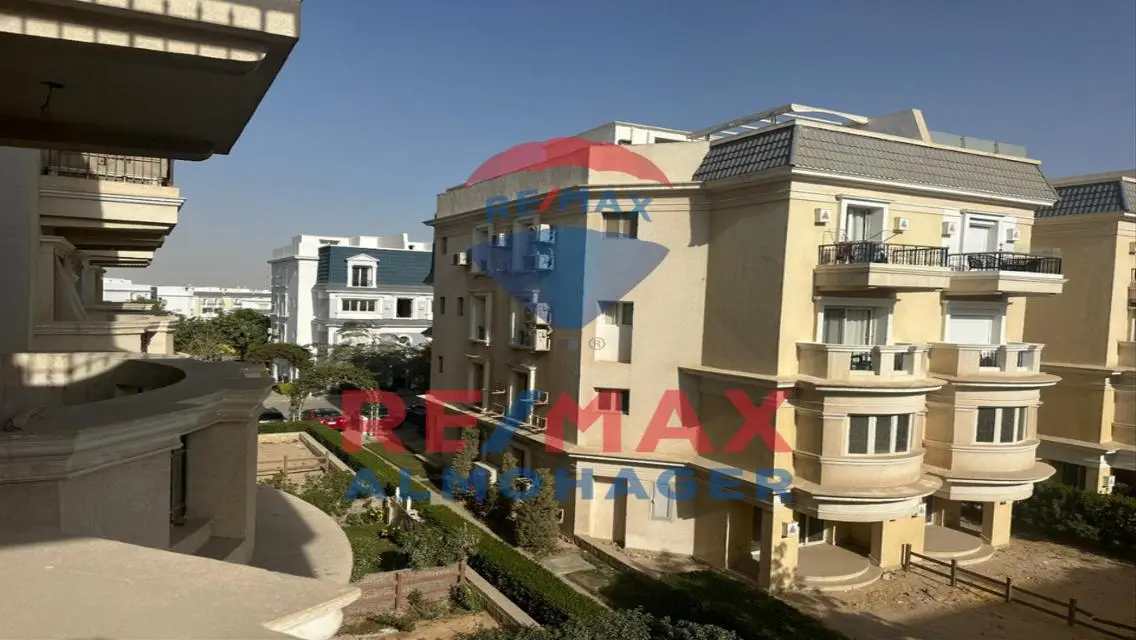 Luxury Apartment for Sale with Spacious Area - Don't Miss Out!