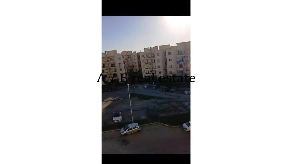 شقة فاخرة للإيجار بسعر مغري