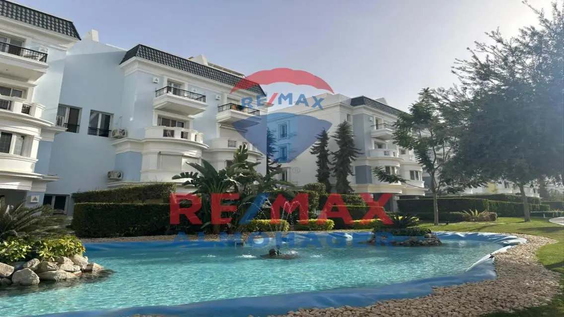 Luxurious Apartment with Spacious Layout for Sale in Prime Location