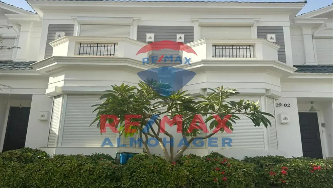 Luxurious Apartment with Spacious Layout for Sale in Prime Location