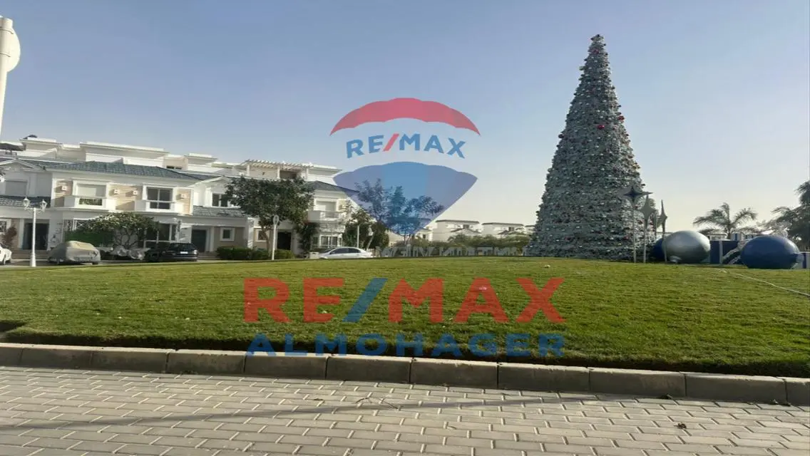Luxurious Apartment with Spacious Layout for Sale in Prime Location