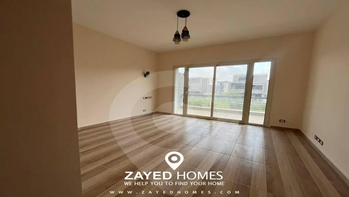 Luxurious Villa in New Giza Compound - 6th October