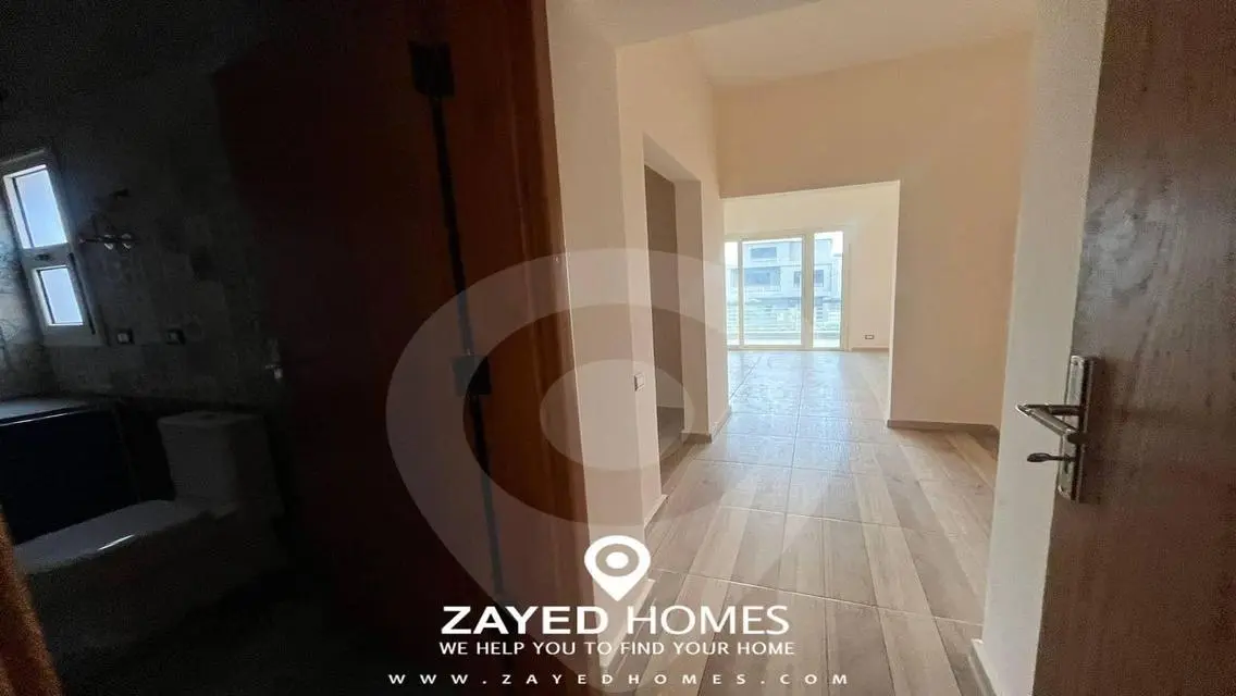 Luxurious Villa in New Giza Compound - 6th October