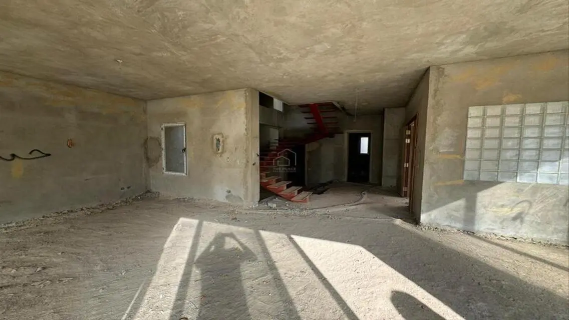 فيلا فاخرة بمساحة مثالية مع كافة المرافق