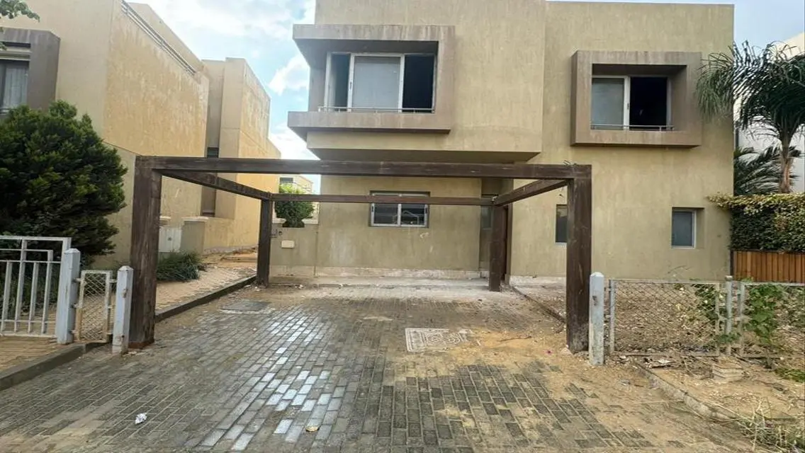 فيلا فاخرة بمساحة مثالية مع كافة المرافق