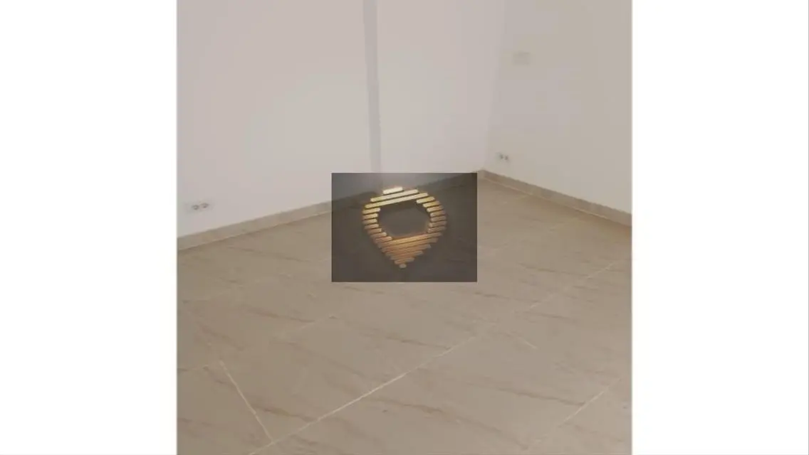 Luxury Apartment for Sale with Spacious Living in Prime Location