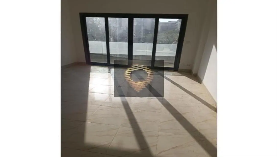 Luxury Apartment for Sale with Spacious Living in Prime Location