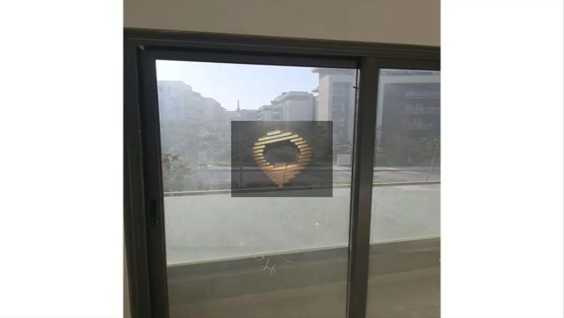 Luxury Apartment for Sale with Spacious Living in Prime Location