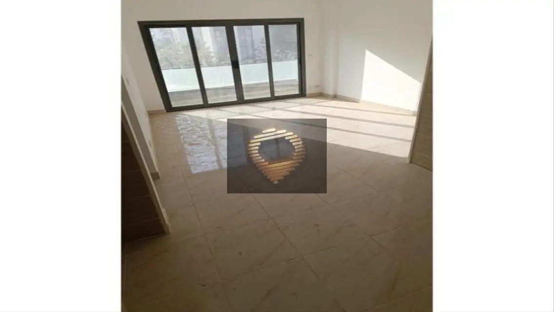 Luxury Apartment for Sale with Spacious Living in Prime Location