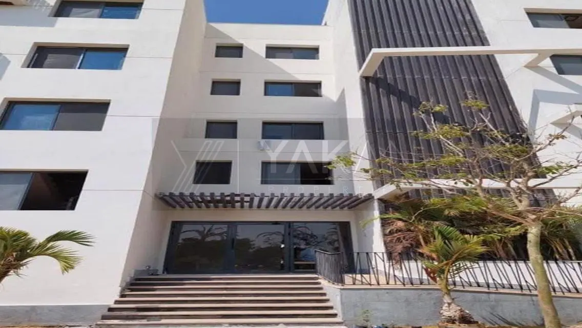 شقة فاخرة في V-Residence 220