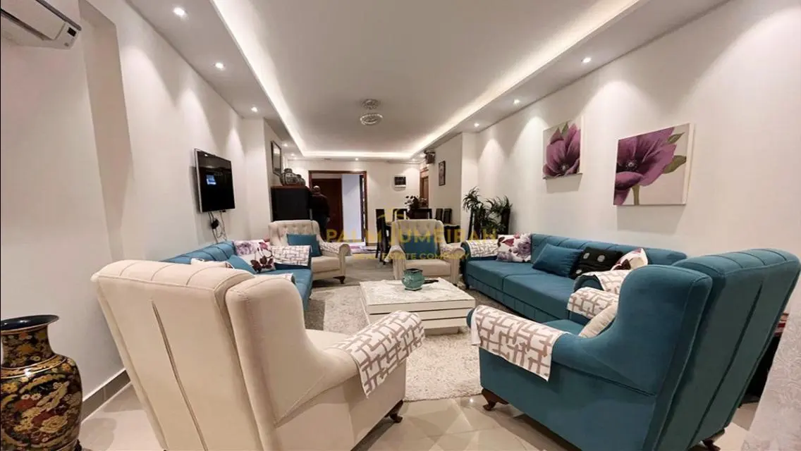 شقة مميزة في بالم جميرا بسعر مغري