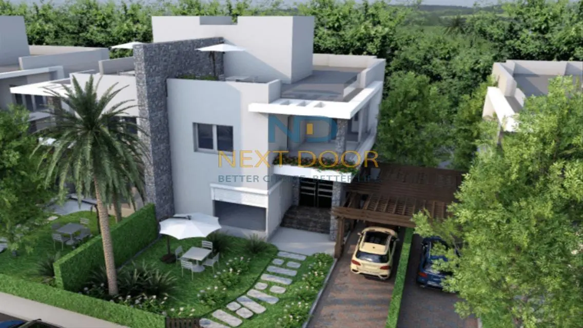 Luxury Apartment Overlooking the Lake for Sale