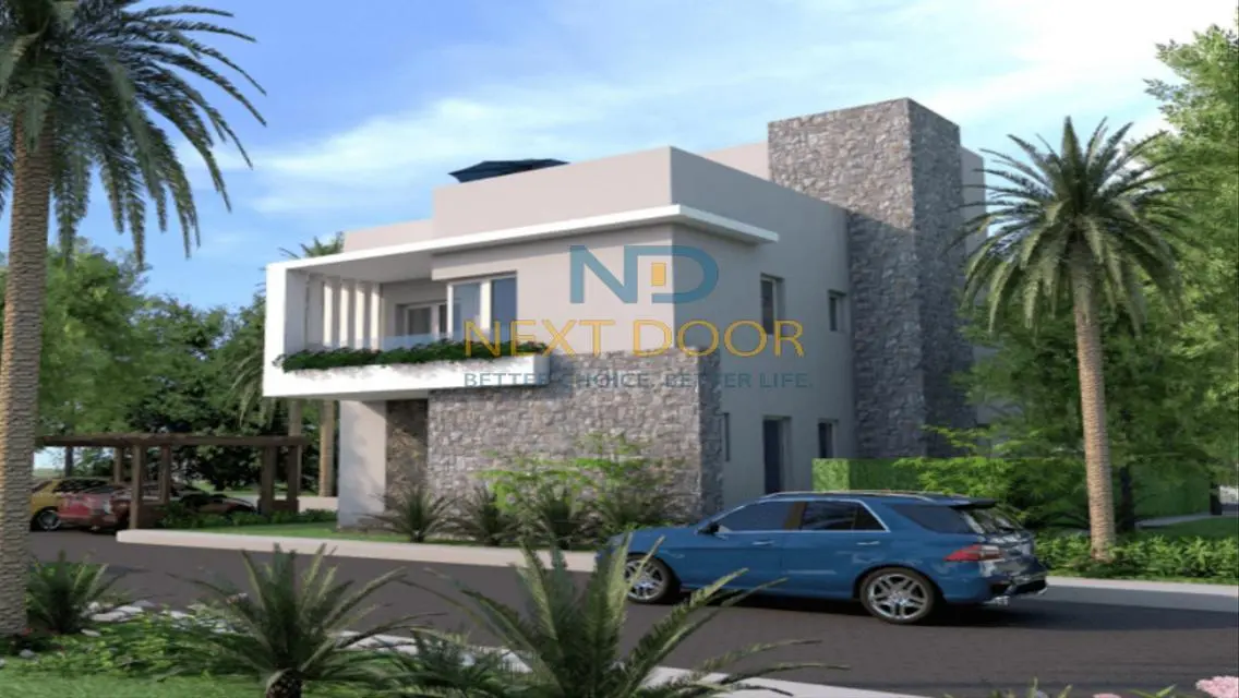 Luxury Apartment Overlooking the Lake for Sale